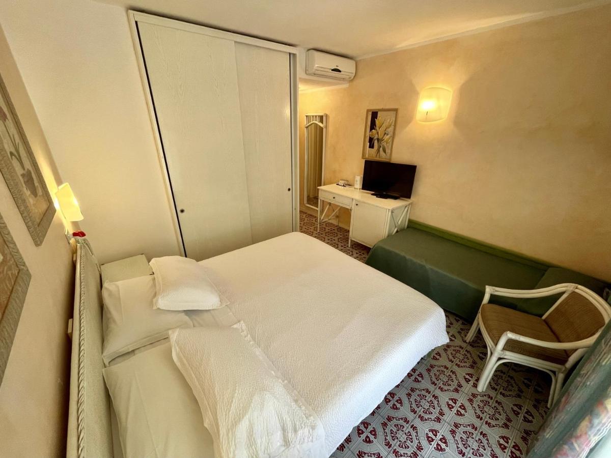 Hotel Meridiana Marina di Campo Exteriér fotografie