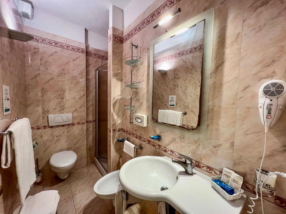 Hotel Meridiana Marina di Campo Exteriér fotografie